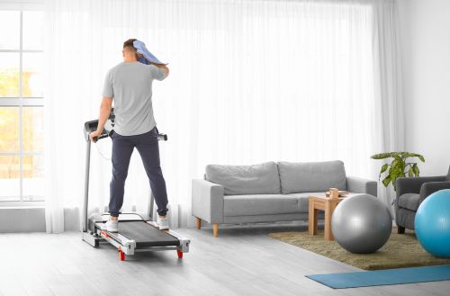 man trying couch to 5k training plan