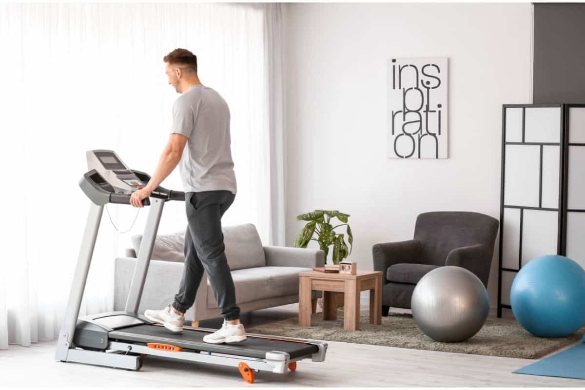 man showing how long should a treadmill last